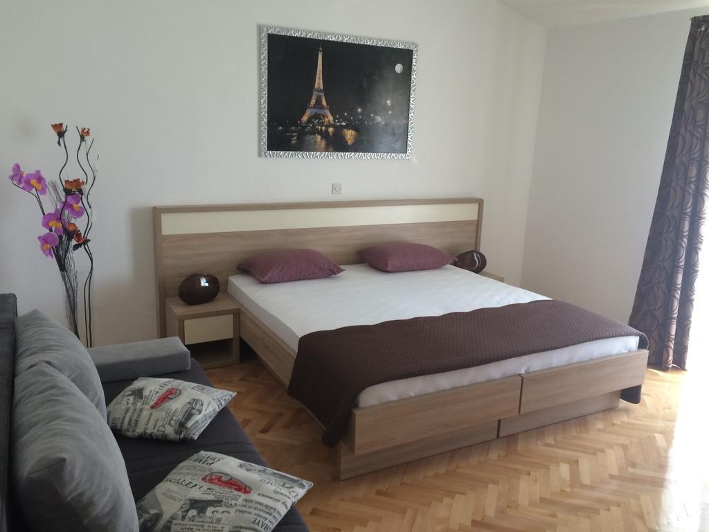 Apartmani Emilio Novalja Room photo